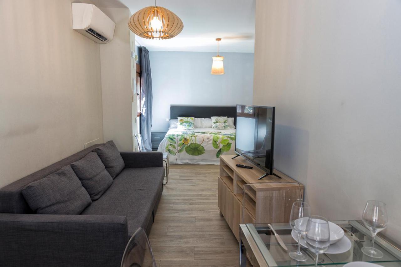 Apartamentos Onnight Málaga Extérieur photo